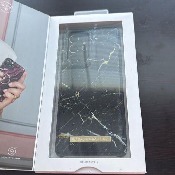 Samsung Galaxy S21 Ultra 5G - Ideal of Sweden - Port Laurent Marble Case - Picture 3 of 4